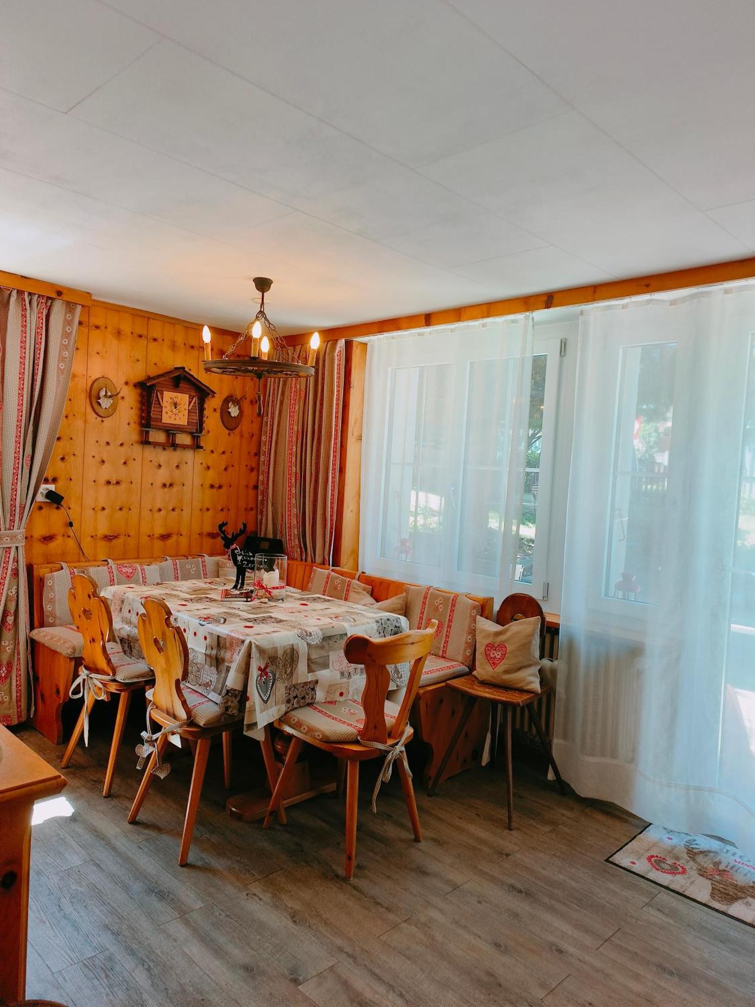 Wohnung Tchiyaka Zermatt Esterno foto